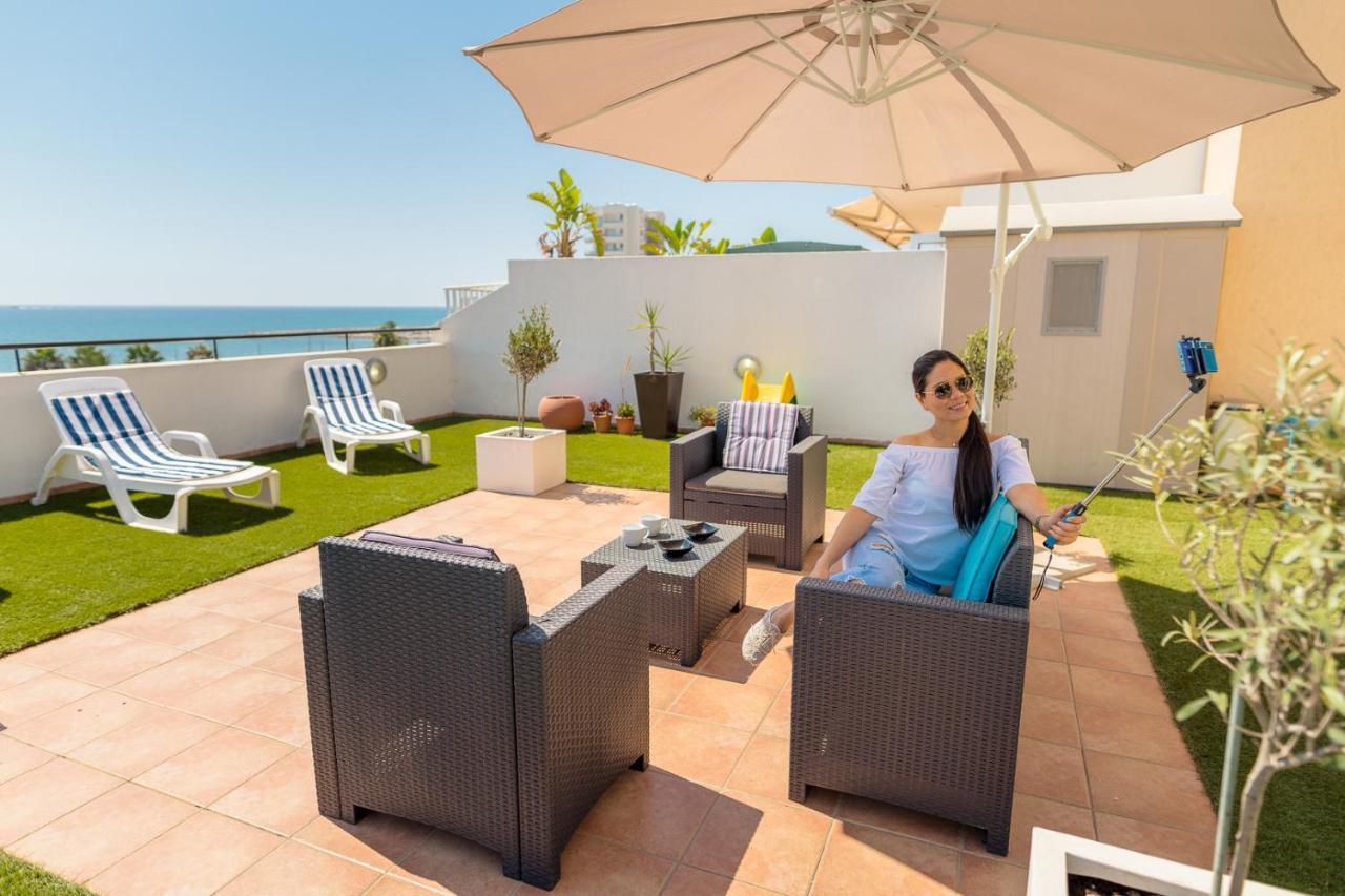 라르나카 Makenzy Seaview Penthouse 아파트 외부 사진