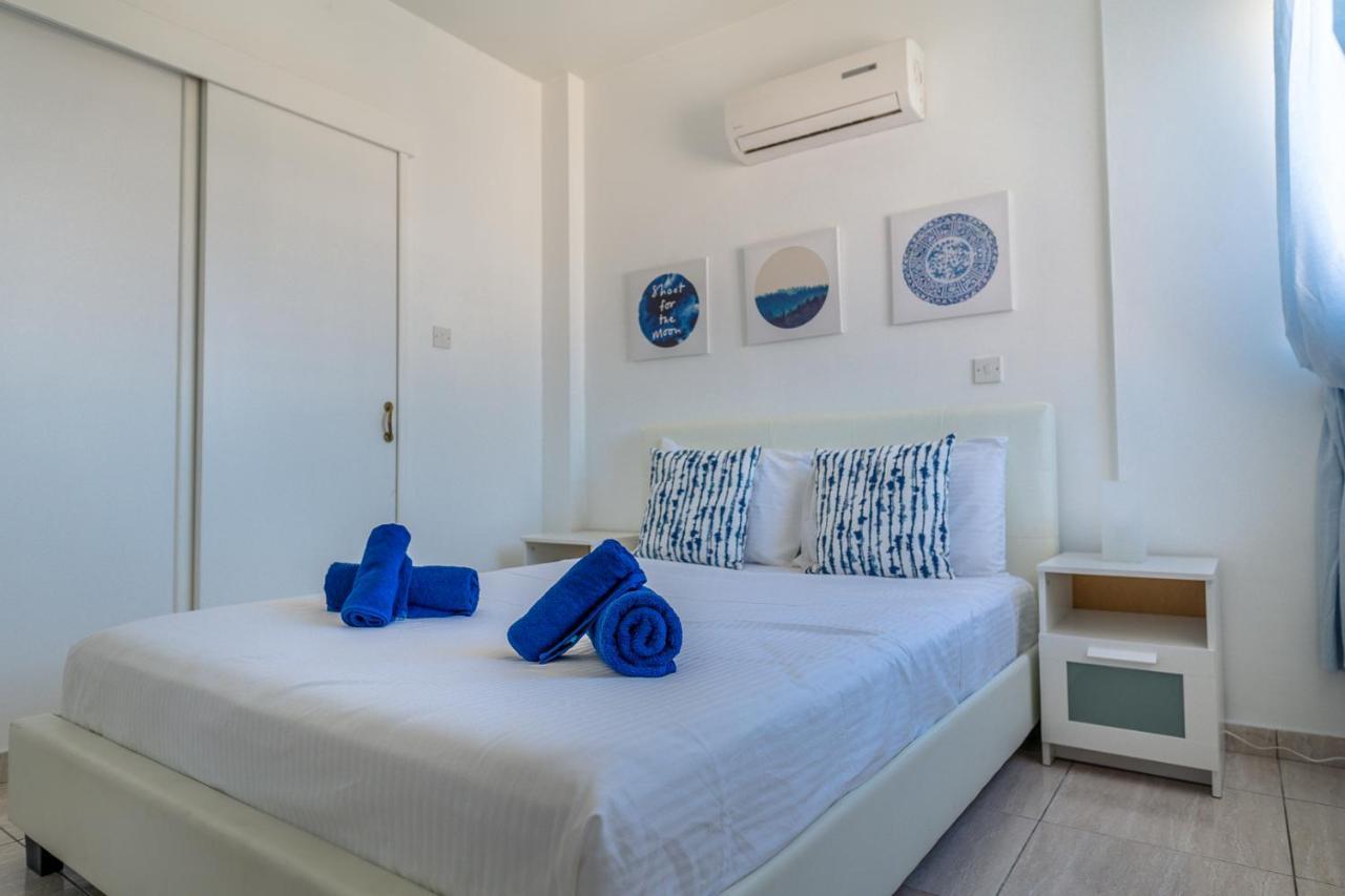 라르나카 Makenzy Seaview Penthouse 아파트 외부 사진