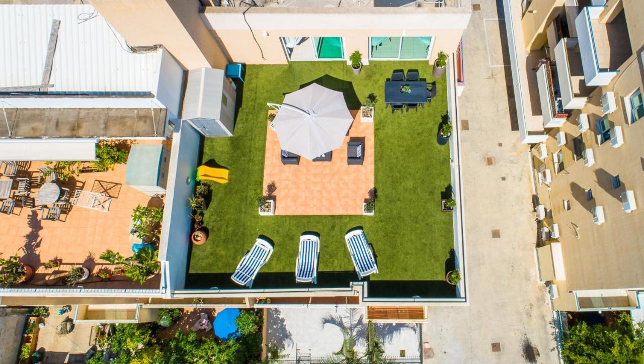 라르나카 Makenzy Seaview Penthouse 아파트 외부 사진