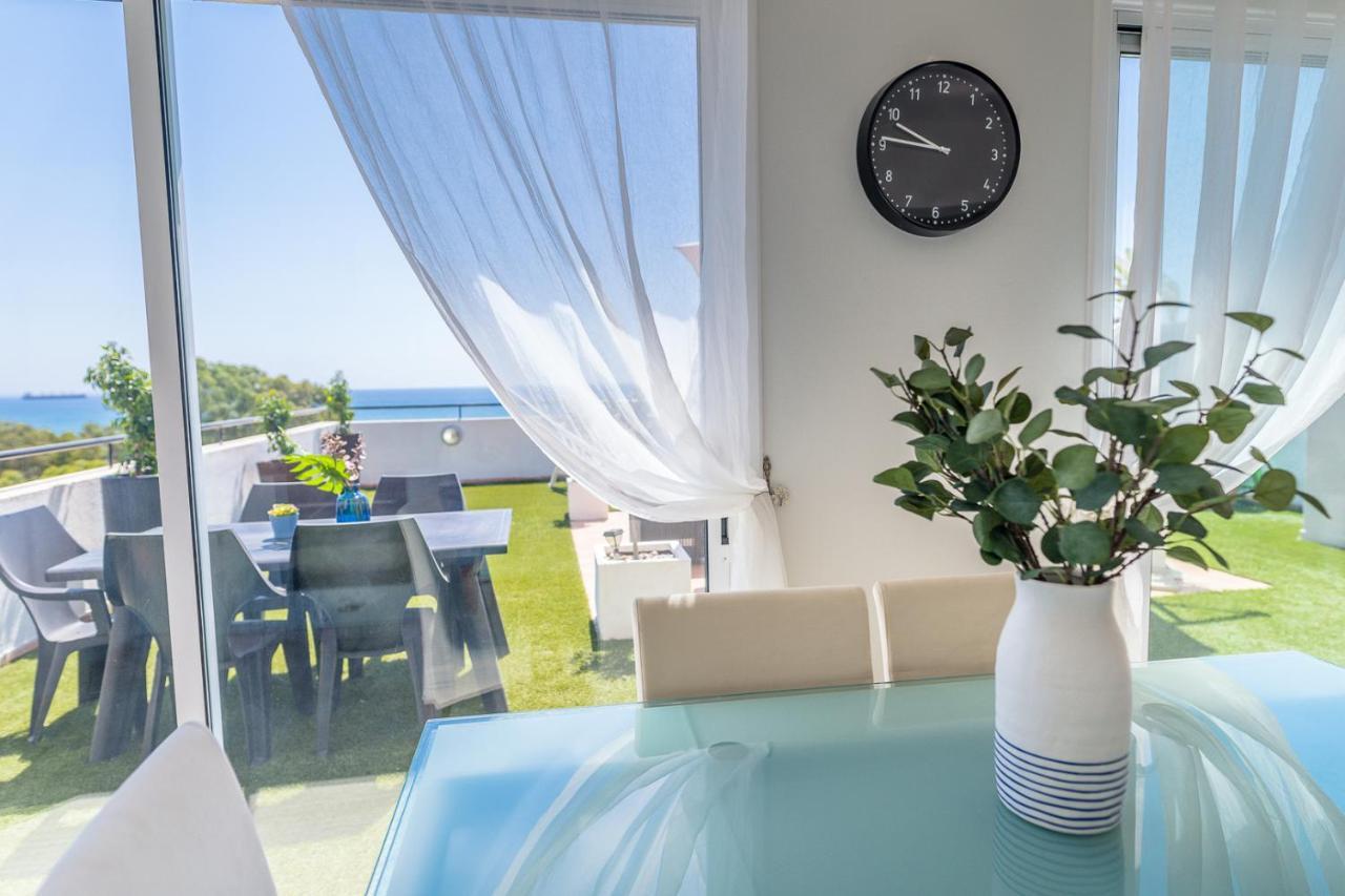 라르나카 Makenzy Seaview Penthouse 아파트 외부 사진