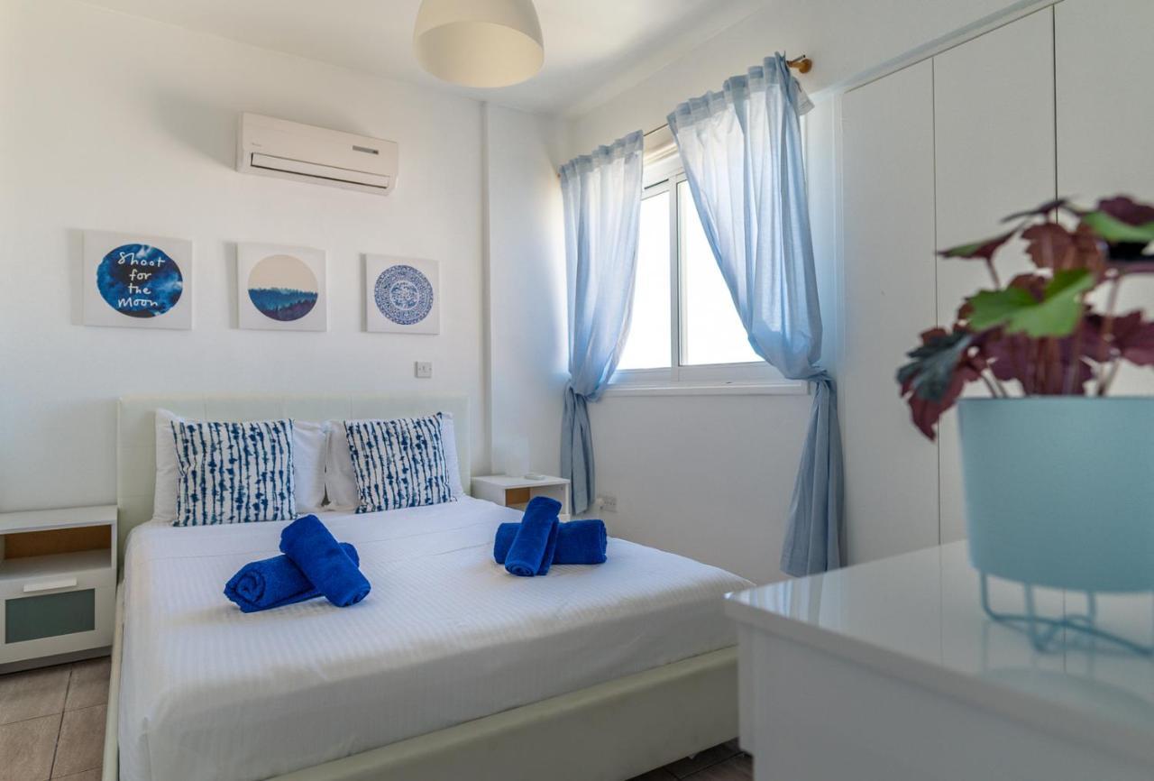라르나카 Makenzy Seaview Penthouse 아파트 외부 사진